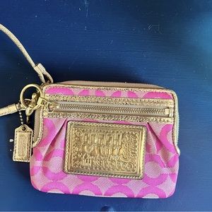 Coach Poppy Wristlet Wallet Purse Like New